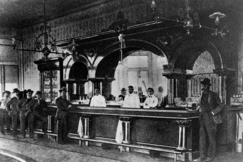 A Town of Saloons and Vice