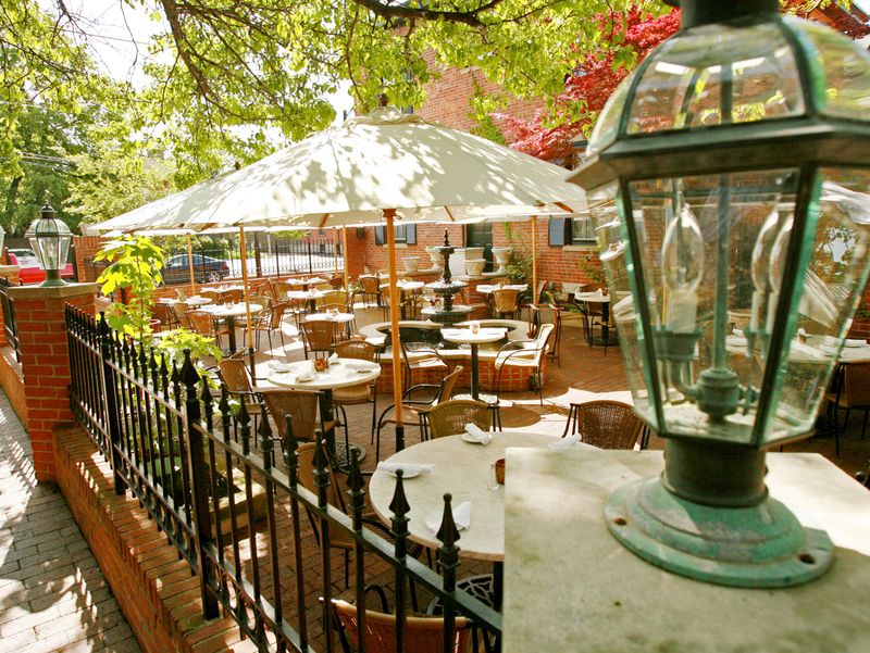 Lindey’s – Columbus (German Village)