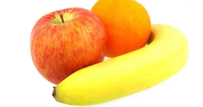 Whole fruit (apples, oranges, bananas, grapes)