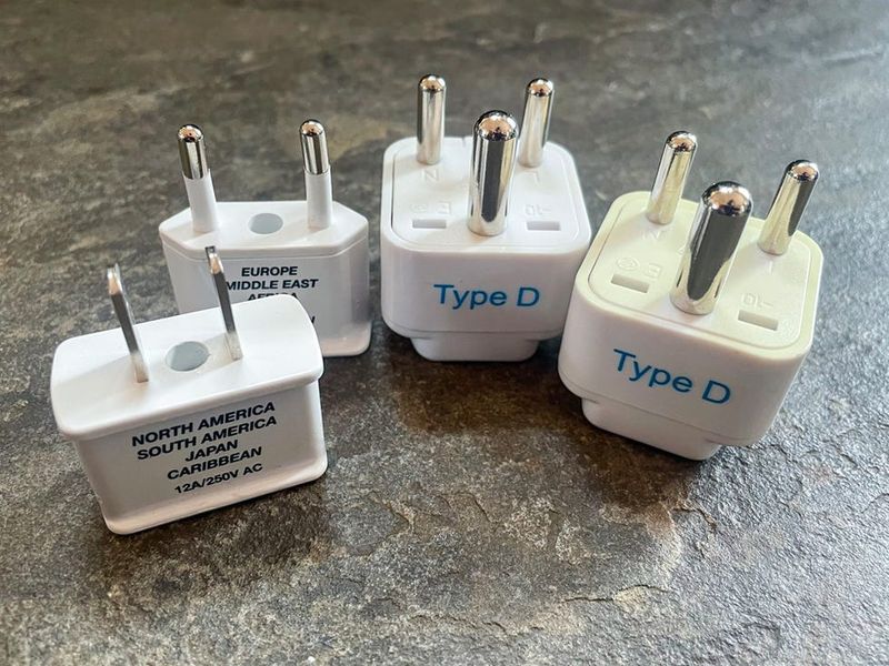 Plug Adapter Kit