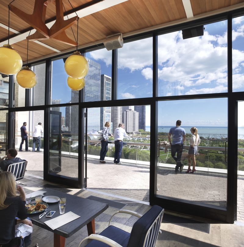 Cindy's: Rooftop Paradise