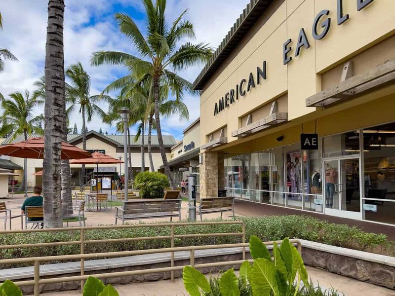 Shop Smart at Waikele Premium Outlets