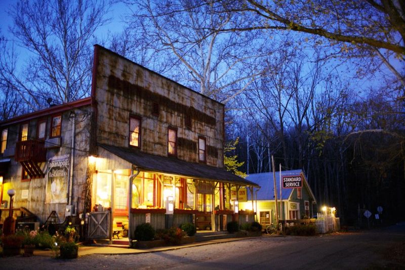 Time-Frozen Hamlet of Story, Indiana