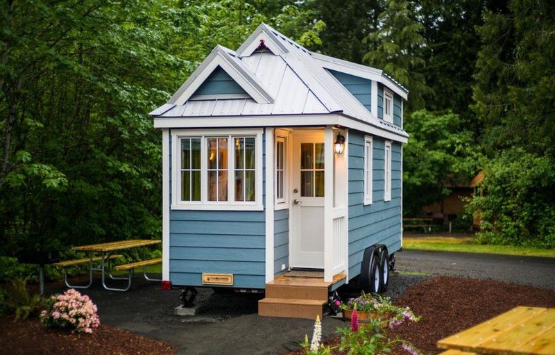 Petite Retreats Collection (USA)