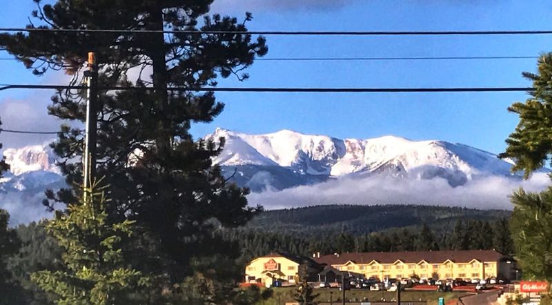 Enjoy Small-Town Life with Big Mountain Views
