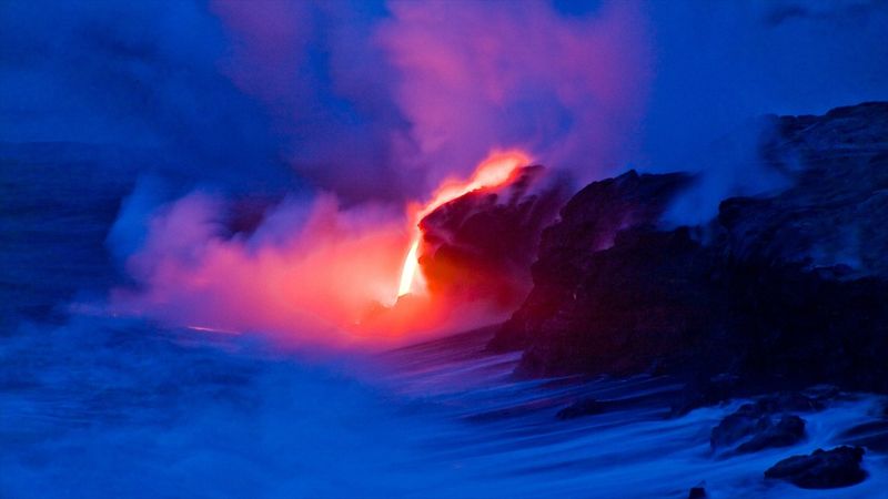 Pahoa - Wild West Boardwalks Meet Lava Landscapes