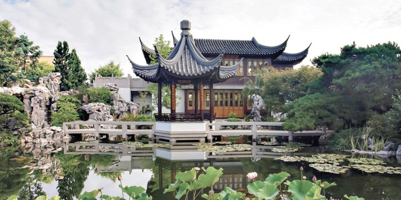 Lan Su Chinese Garden