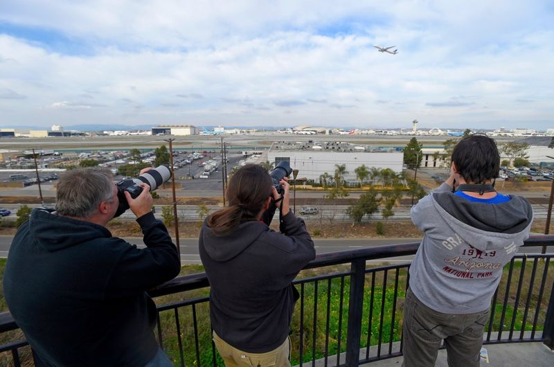 Plane-spotting from Imperial Hill (Clutter's Park)