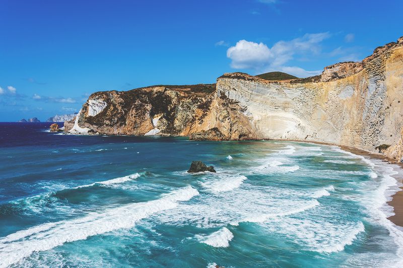 The Island of the Moon: Ponza (Lazio)