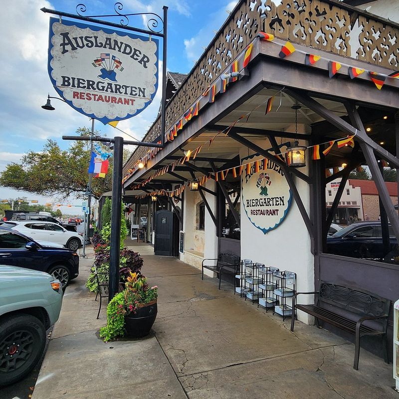 Must-Try Food Spots That Define Local Flavor