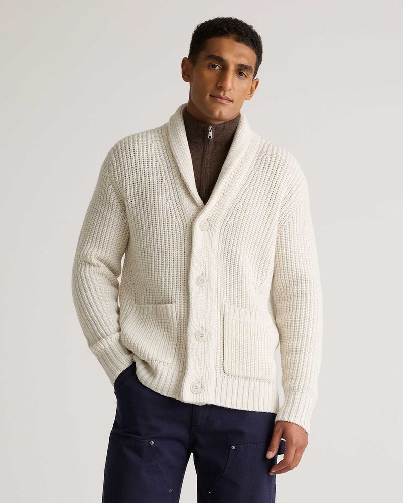 Travel-Friendly Knitwear