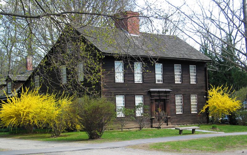 Historic Deerfield - Colonial Life Preserved
