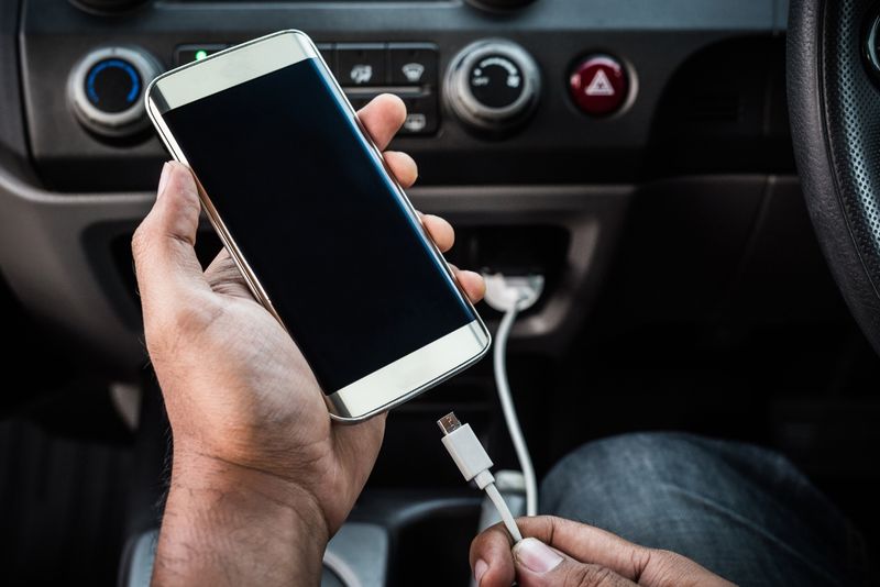 Hackers Can Install Malware Through Compromised Ports