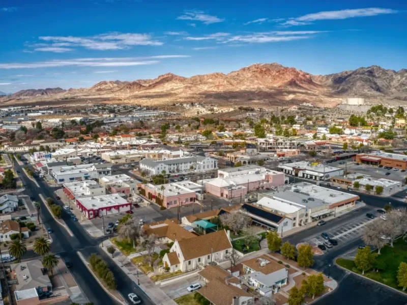 Boulder City (≈30–45 mins) + Nevada State Railroad Museum ride