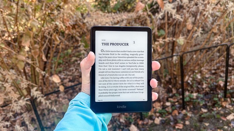 Kindle Paperwhite (2025 Edition): Your Trusty Academic Companion