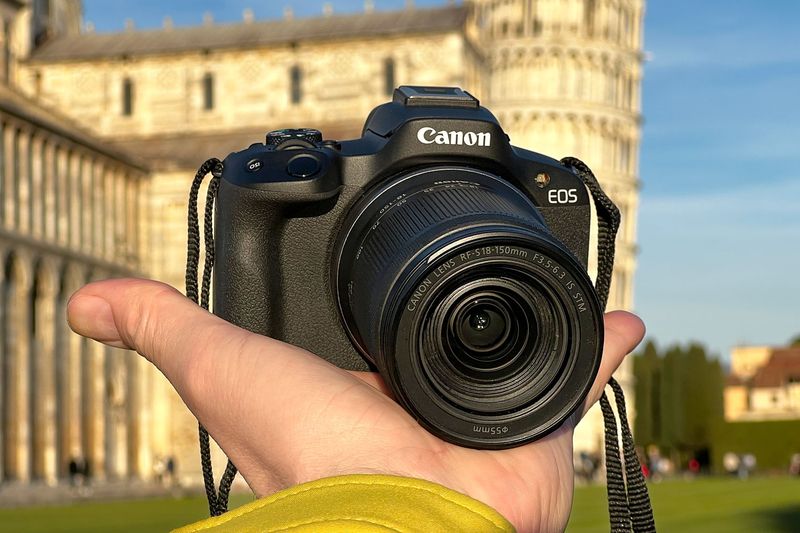 Canon EOS R50: Compact Mirrorless Magic