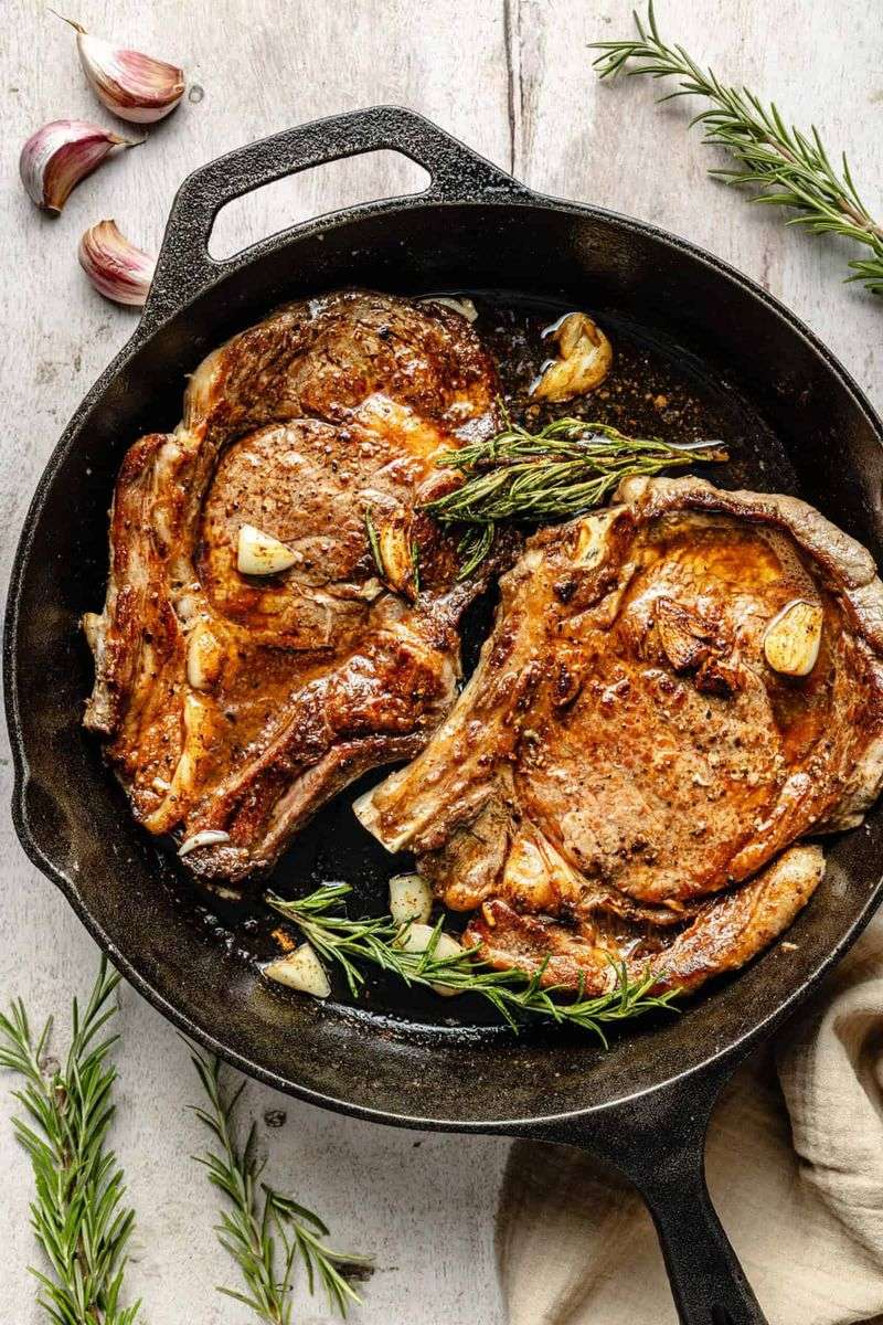 Cast Iron Skillet