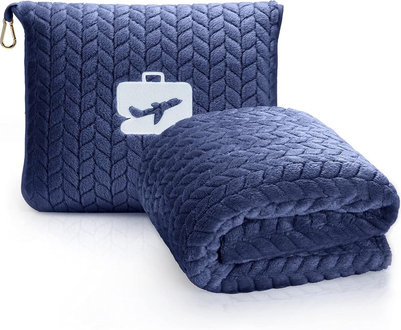EverSnug 2-in-1 Travel Blanket: The Ultimate Transformer