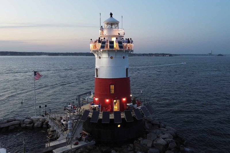 Overnight Lighthouse Stays (Northeast)
