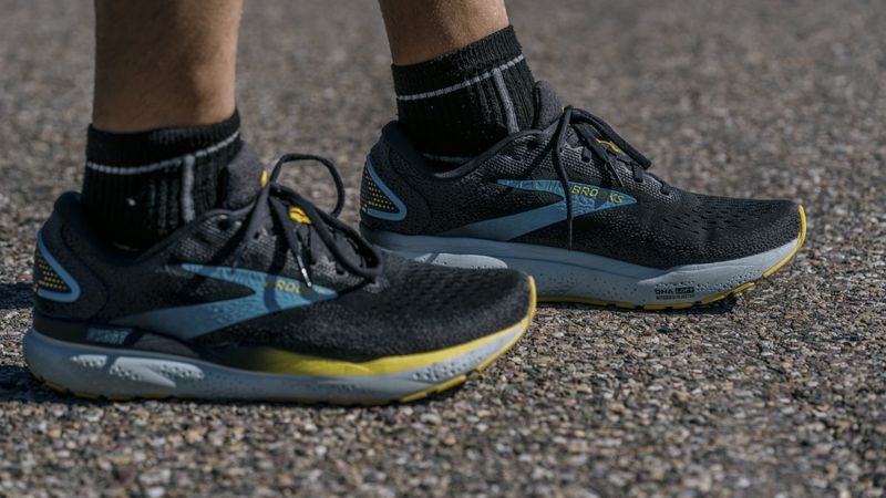 Brooks Ghost 16 - The Joint-Saving Superhero