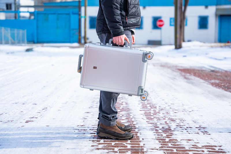LEVEL8 Gibraltar Aluminum Luggage
