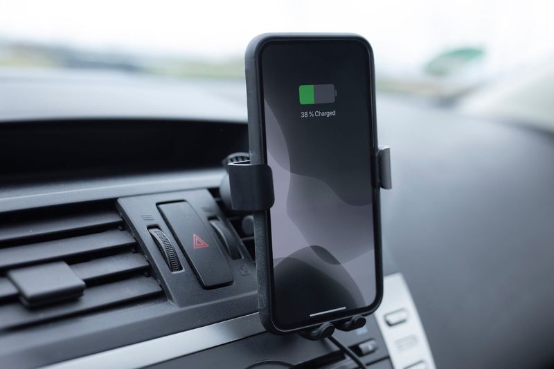 Smartphone Mount and Car Charger