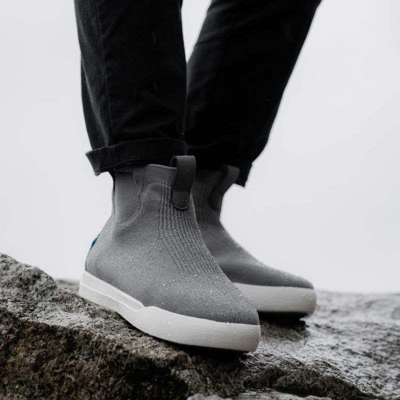 Vessi Weekend Chelsea Boot: Sleek Style That Conquers Puddles