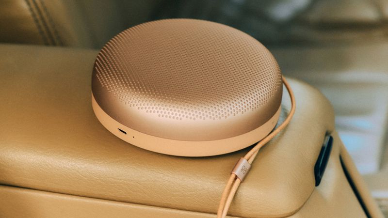 Bang & Olufsen BeoSound A1: Luxury On The Go