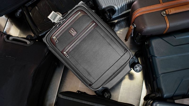 Travelpro Platinum Elite