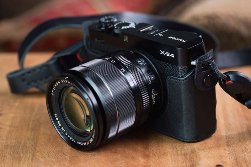 Fujifilm XF 18-55mm f/2.8-4 R LM OIS