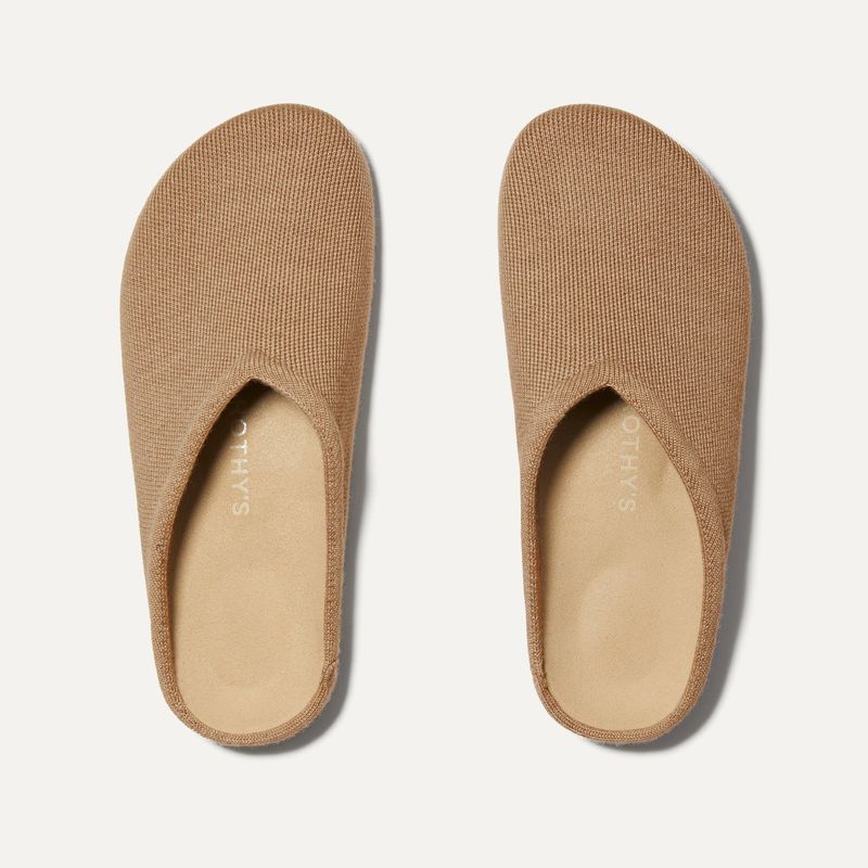 Rothy's Casual Clogs: Sustainable Style with Wash-and-Wear Convenience