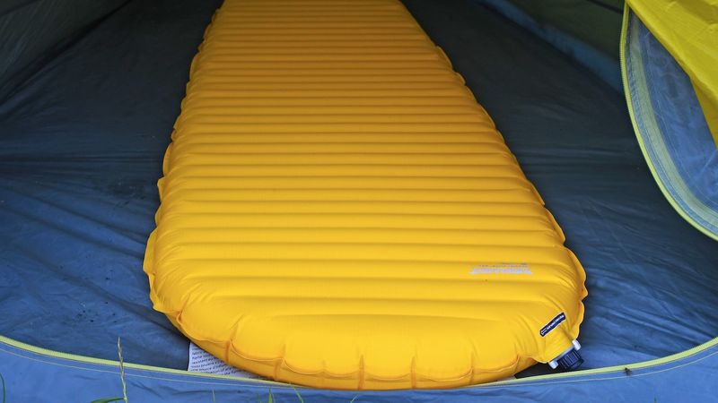 Warm, Light Sleeping Pad: Therm-a-Rest NeoAir XLite NXT