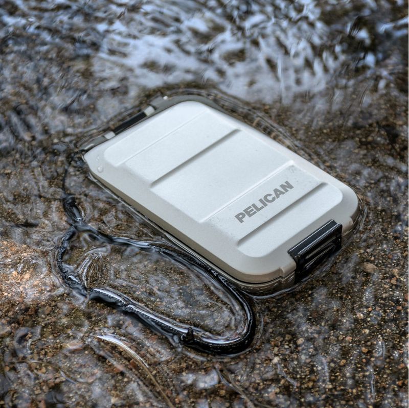 Pelican G5 Personal Utility Wallet - Adventure-Proof Armor