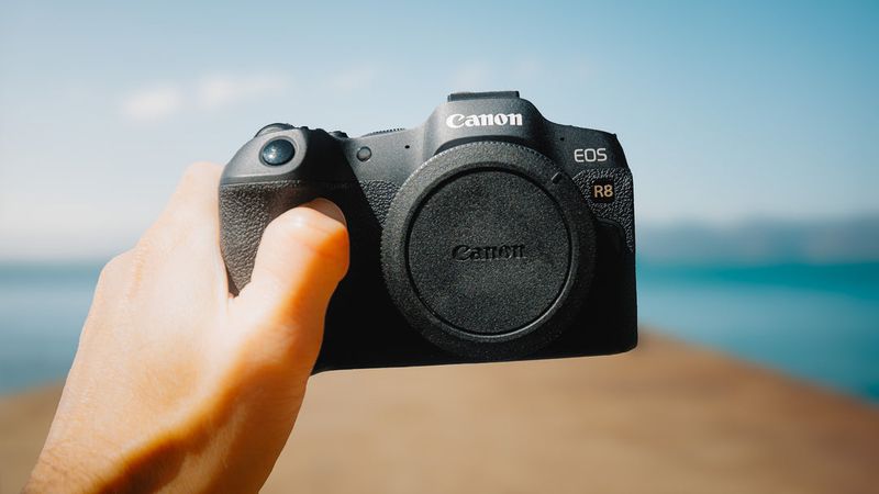 Canon EOS R8 Mark II: Professional Power, Creator-Friendly