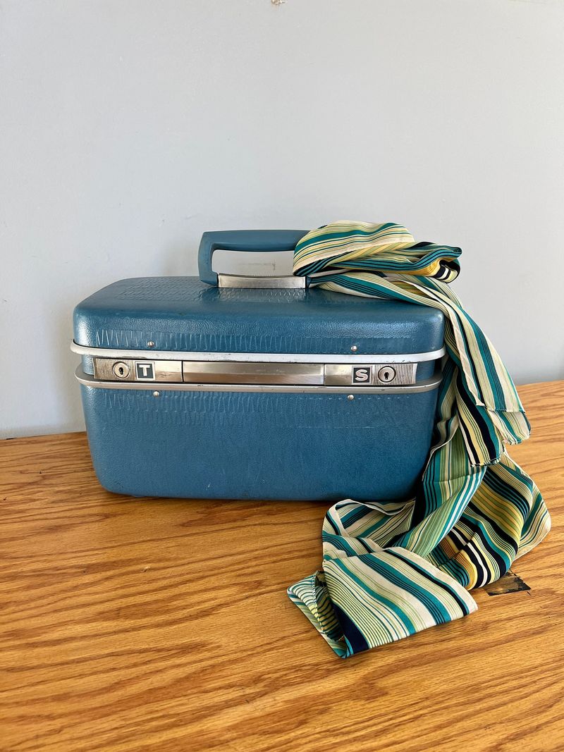 Samsonite Silhouette Train Case
