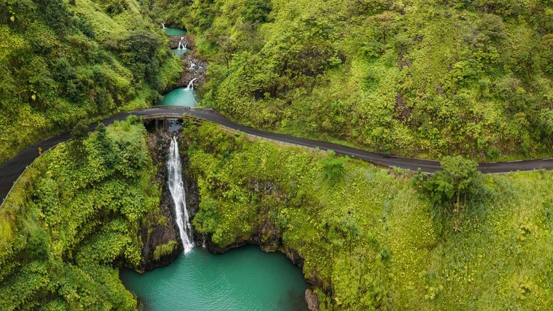 Road to Hana - Maui's Tropical Paradise Drive