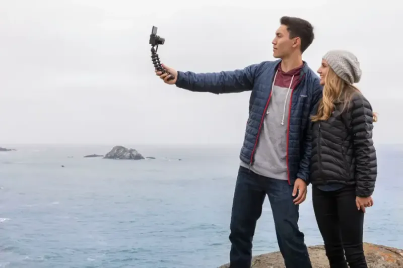 JOBY GorillaPod 1K Kit: Couple-Selfies, Anywhere