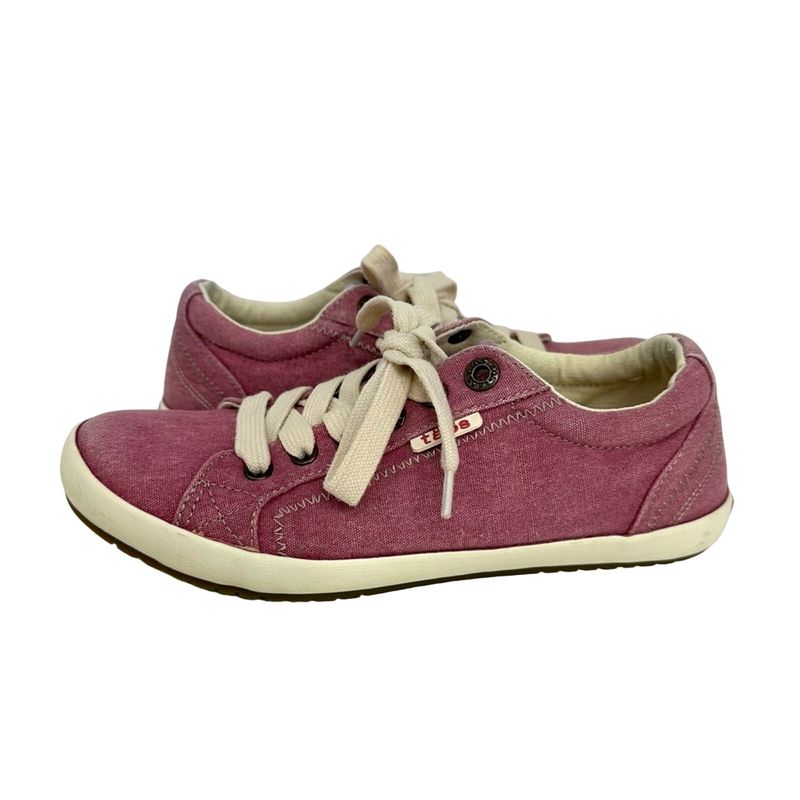 Taos Star Sneaker
