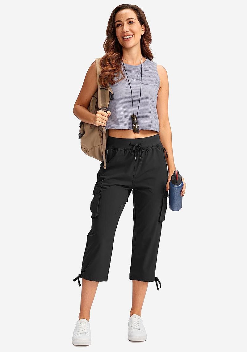 Soothfeel Women's Cargo Capris: Sun-Smart Storage Solution