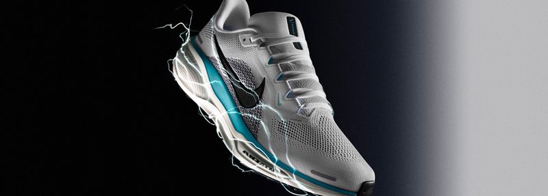 Nike Invincible 4 with Adapt Tech - The Form Perfectionist