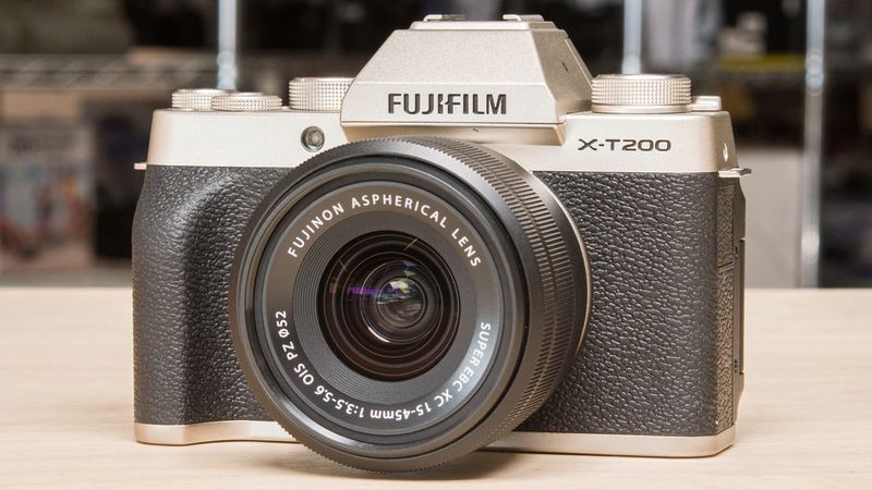 Fujifilm X-T200 Retro-Modern Hybrid