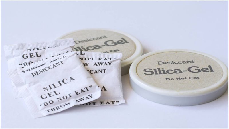 Save Toiletries from Humidity