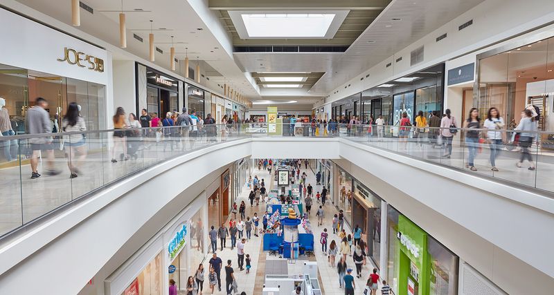 Master the Art of Outlet Mall Shopping