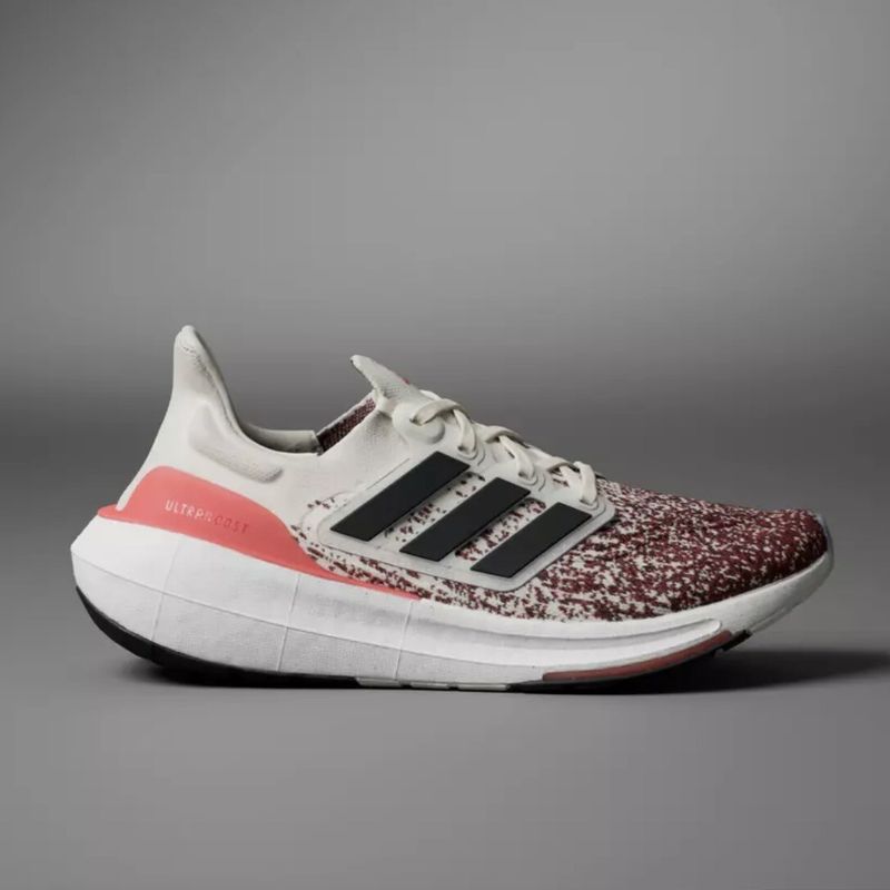 Adidas Ultraboost Light: Stylish Performance for Fashion-Forward Travelers