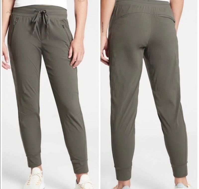 Athleta Trekkie North Jogger