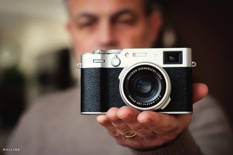 Fujifilm X100VI - The Street Photography Legend