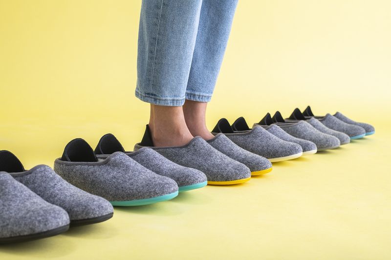 Mahabis Unisex Curve Slippers