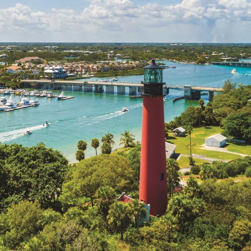 Jupiter Inlet Lighthouse & Museum (iconic 1860 landmark)