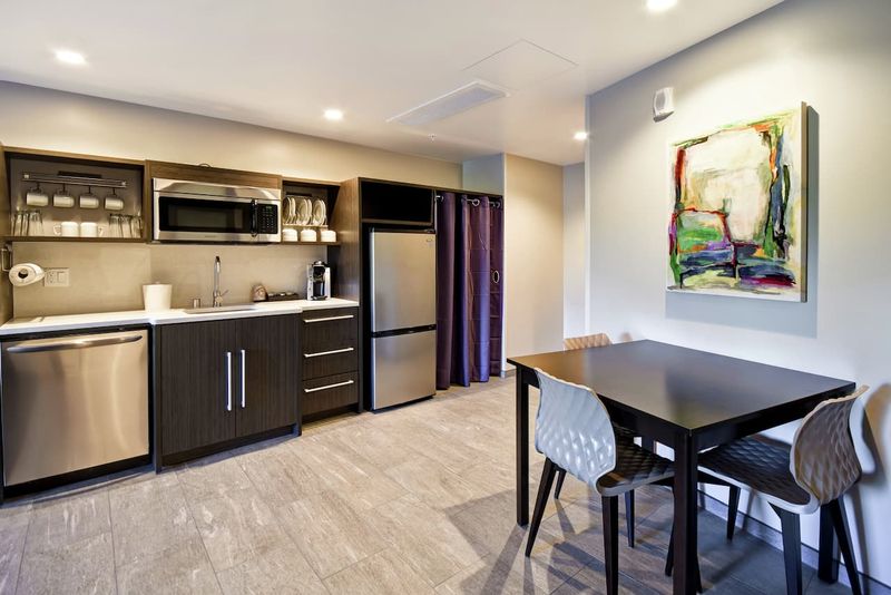Home2 Suites by Hilton