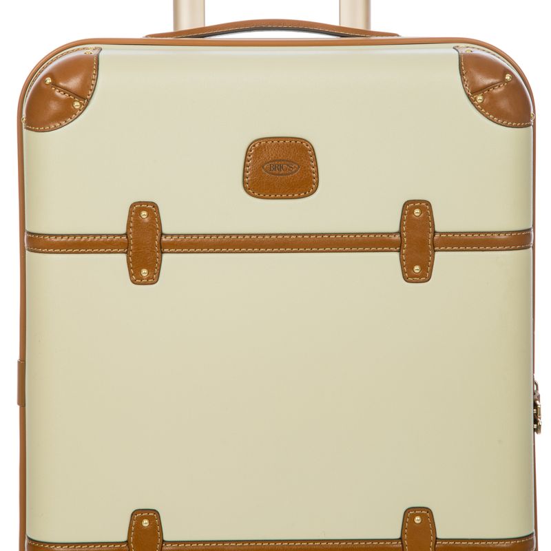 Bric's: Italian Flair Meets Practical Function